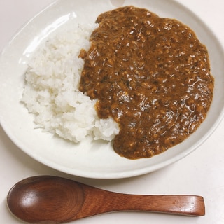 ルーで簡単♪野菜たっぷり小松菜カレー